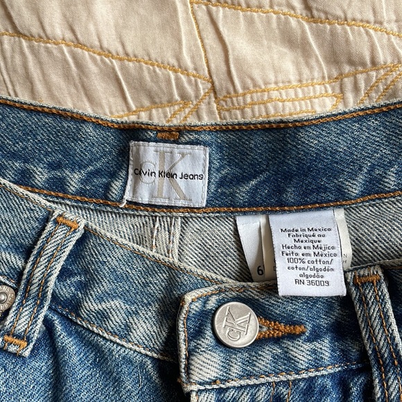 High waisted CK 100% cotton jeans-size 6 - Picture 3 of 3